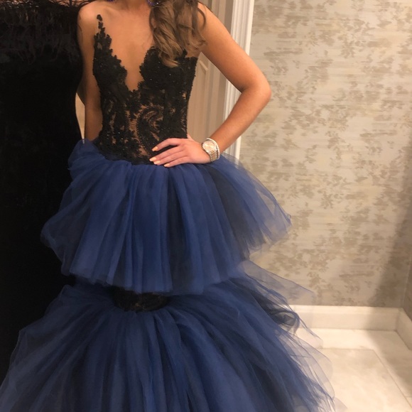 Prom dress - Picture 3 of 3